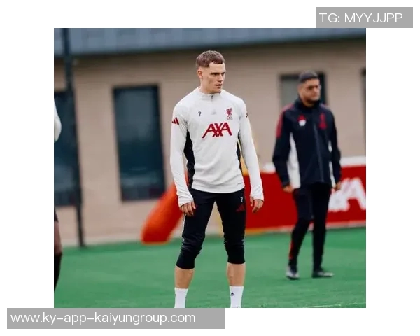 拜仁17岁小将因夜间管理违规被迫回归老东家引发热议