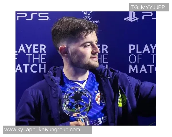 国米对帕尔马中场伯纳贝表现感兴趣已派球探考察